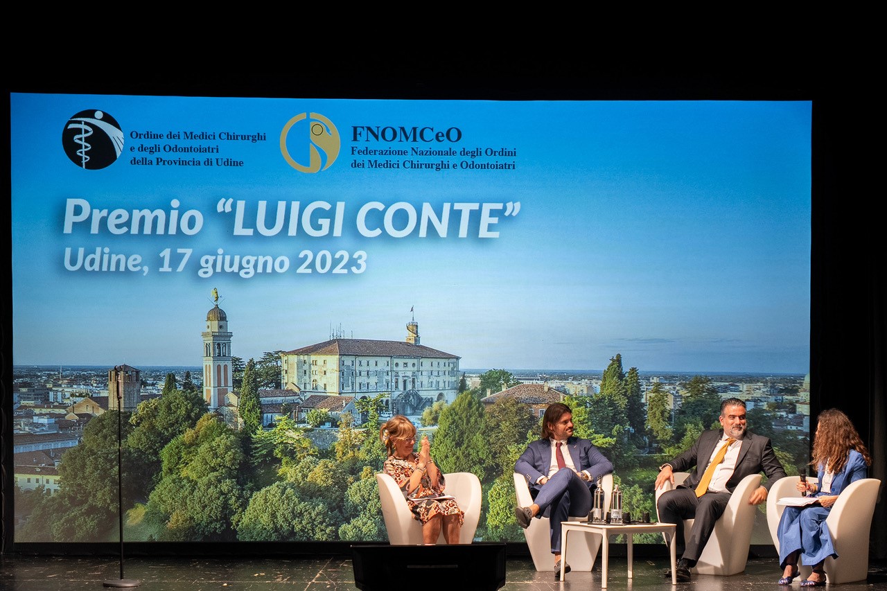 Clicca per accedere all'articolo Ordine dei medici di Udine, assegnato il premio “Luigi Conte”